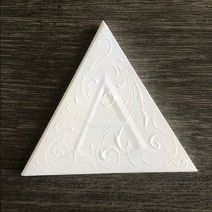 NWOT Kat Von D Alchemist Palette